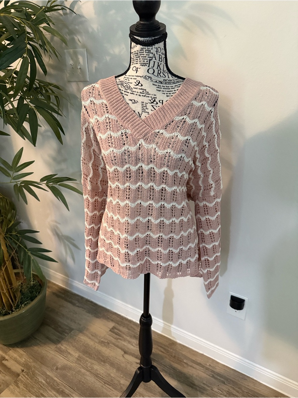 entro Pink Open-Knit V-Neck Sweater